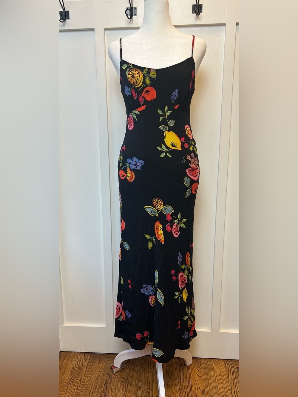 ASTR Label Women Medium Maxi Dress Black Colorful Fruit Vacation Travel Tropical